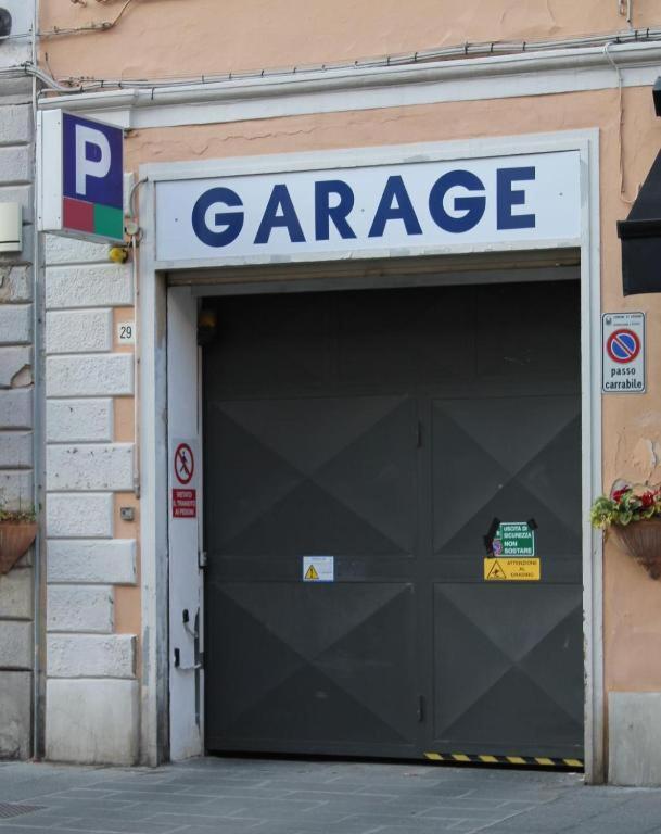 Hotel Touring Livorno Eksteriør billede